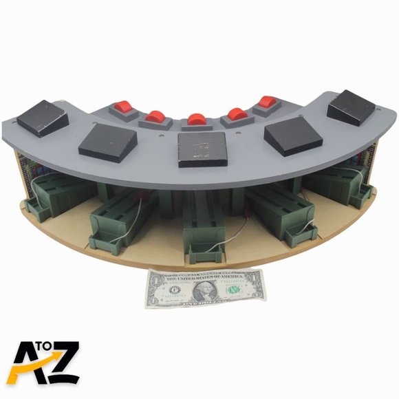 Thomas the Train & Friends Wooden Railway Deluxe Tidmouth Engine Shed Roundhouse - Picture 4 of 12